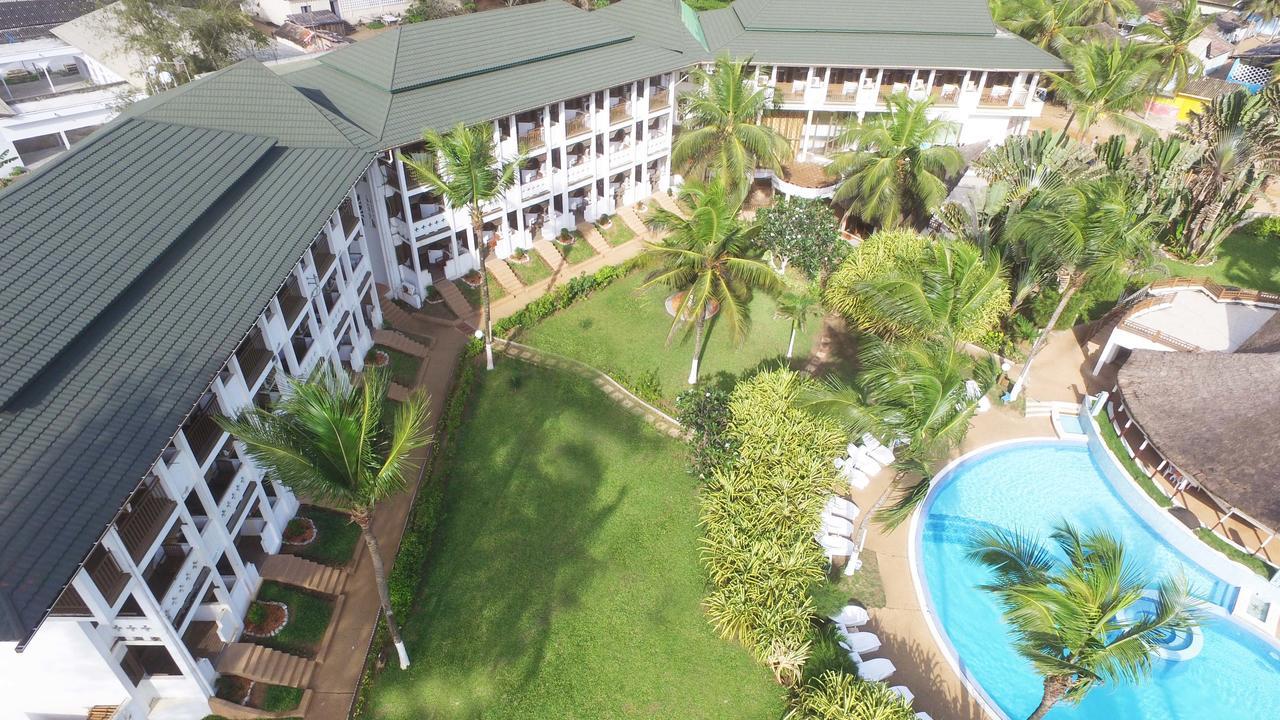 Hotel Etoile Du Sud Grand-Bassam Eksteriør billede